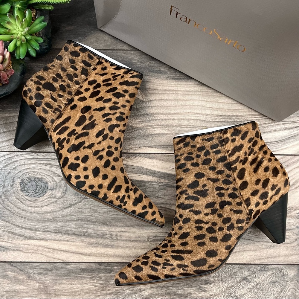 NIB Franco Sarto Delighted2 Cone Kitten Heel Ankle Bootie